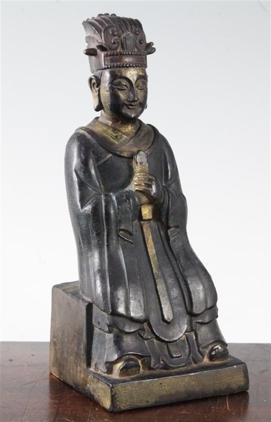 A Chinese bronze seated figure of Wencheng Wang, Ming dynasty or later, 24cm